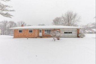 11364 9 Mile Road South Lyon, MI 48178