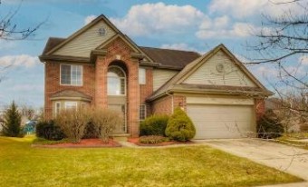 6521 Wisteria Trace Ann Arbor, MI 48103