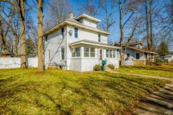 203 Bradley Street Dowagiac, MI 49047