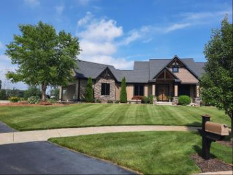 8554 Pinecroft Court Hudsonville, MI 49426