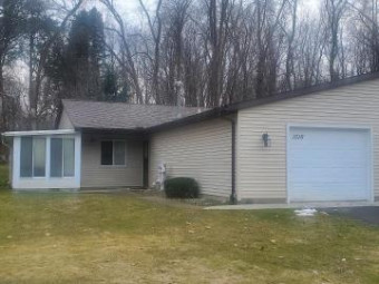 1016 Wedgewood Drive Plainwell, MI 49080