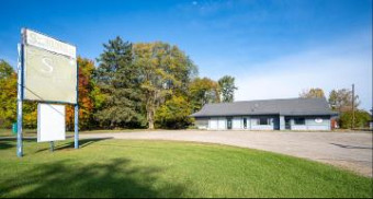 4426 E Berry Road Pleasant Lake, MI 49272