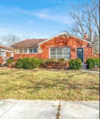 21820 Kipling Street Oak Park, MI 48237