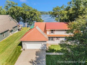 2284 W Shore Drive Trufant, MI 49347