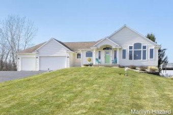 4544 W Shore Drive Caledonia, MI 49316