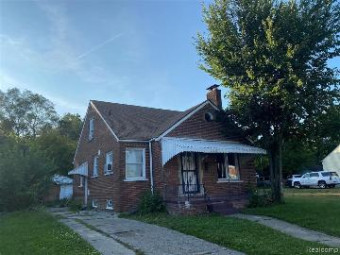 7303 Memorial Avenue Detroit, MI 48228