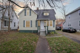 1627 Reed Kalamazoo, MI 49001