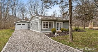 1110 Golfmere Avenue South Haven, MI 49090