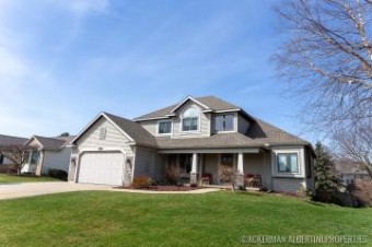 1038 Lumina Drive Jenison, MI 49428