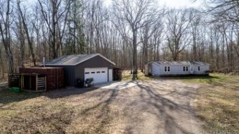 5426 126th Avenue Fennville, MI 49408