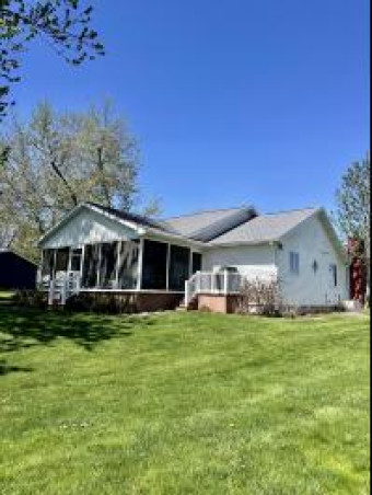 227 Lake View Drive Hudson, MI 49247