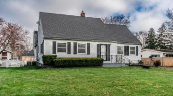 60674 Sue Street South Lyon, MI 48178