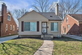 20608 Beaufait Street Harper Woods, MI 48225