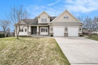 7112 Deep Rose Court Hudsonville, MI 49426