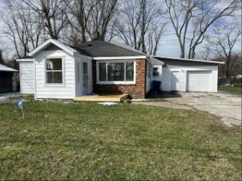 966 S Crystal Avenue Benton Harbor, MI 49022