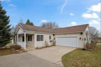 464 James Gate Court Holland, MI 49424