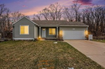 4922 Winston Hill Drive Grand Rapids, MI 49525