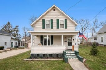 109 Sycamore Street E Three Oaks, MI 49128