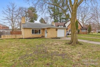 2306 Oakwood Avenue Ne Grand Rapids, MI 49505