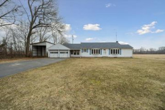 6521 Sears Road Horton, MI 49246