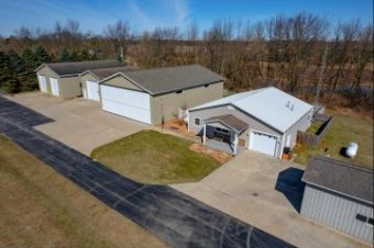 9363 S Grow Road Greenville, MI 48838