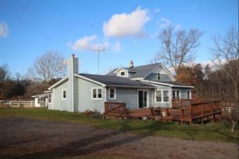 2438 S O Drive East Leroy, MI 49051