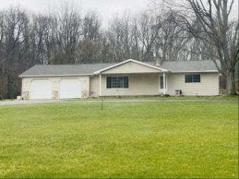 7246 Coon Hill Road Munith, MI 49259