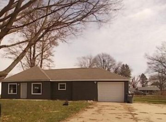 106 Farwell Avenue Sturgis, MI 49091