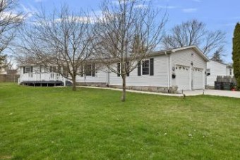 110 Poplar Street Three Oaks, MI 49128