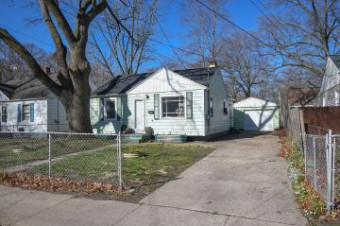 3105 9th Street Muskegon Heights, MI 49444