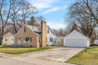 3516 Barker Street Hudsonville, MI 49426