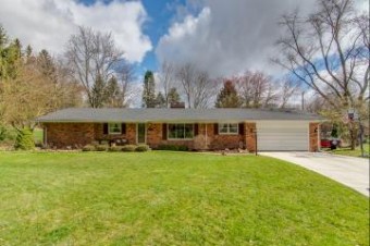 25393 Ridgewood Drive Farmington Hills, MI 48336