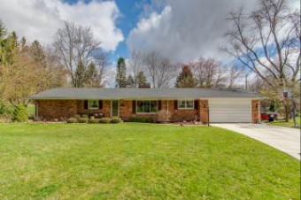 25393 Ridgewood Drive Farmington Hills, MI 48336