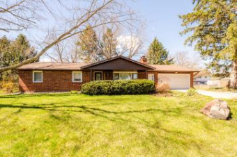 8794 Meadowview Court Berrien Springs, MI 49103