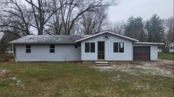 2624 Hemlock Beach Drive Reading, MI 49274