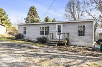 1251 W Harold Street Scottville, MI 49454