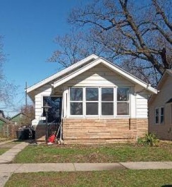 587 E Drayton Street Ferndale, MI 48220