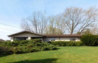 3528 S Pipestone Road Sodus, MI 49126