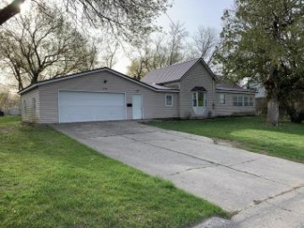 412 N Darling Avenue Fremont, MI 49412