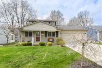 615 Wellington Drive South Lyon, MI 48178