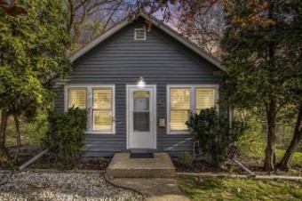 48 Ridgewood Street Kalamazoo, MI 49001