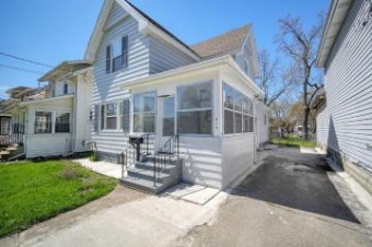 414 Bates Street Jackson, MI 49202