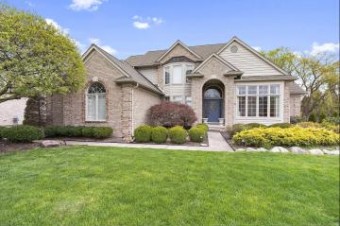 53650 Cherrywood Drive Shelby Township, MI 48315