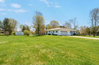 1616 Sycamore Otsego, MI 49078