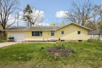 4158 S Pleasant Drive Hillsdale, MI 49242