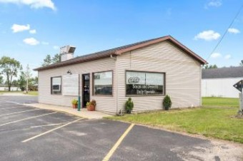 806 W 7th Street Evart, MI 49631