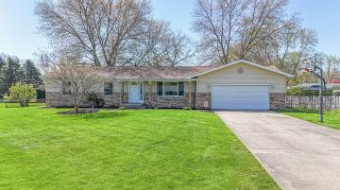 28757 Fairlane Drive Dowagiac, MI 49047