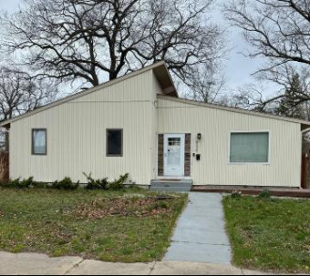 434 Leonard Avenue Muskegon, MI 49442