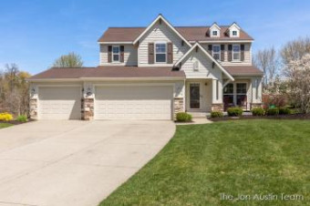 2839 Sunset Ridge Court Rockford, MI 49341