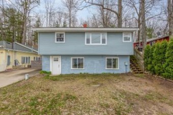 19632 E Chippewa Drive Chippewa Lake, MI 49320